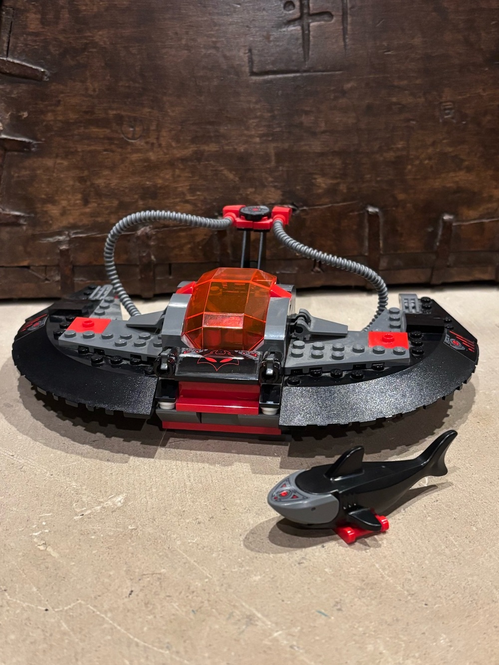 Black Manta Sea Saucer from the LEGO DC Super Heroes set 76027